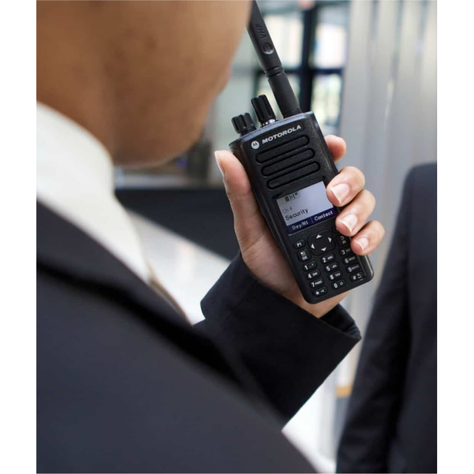 Рації Motorola для військових