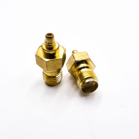 Перехідник MMCX-Male - SMA-Female (конектор папа - мама) Перехідник MMCX-Male - SMA-Female (конектор папа - мама)