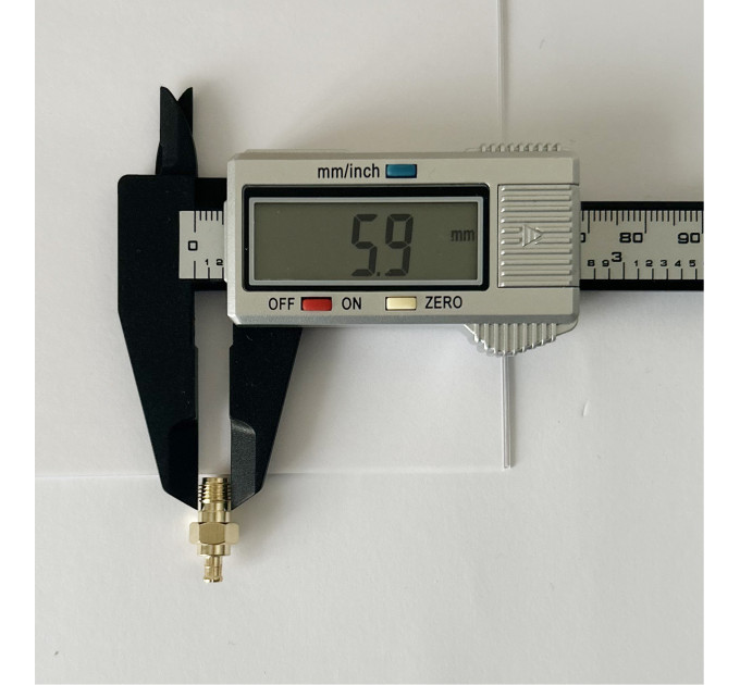 Переходник гнездо SMA - штекер MCX