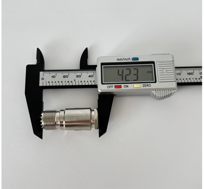 Роз'єм UHF-Female на кабель RG-213 під пайку